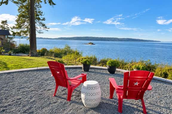 Baby Island Bungalow I Beach Access I Sleeps 4 - Image 1